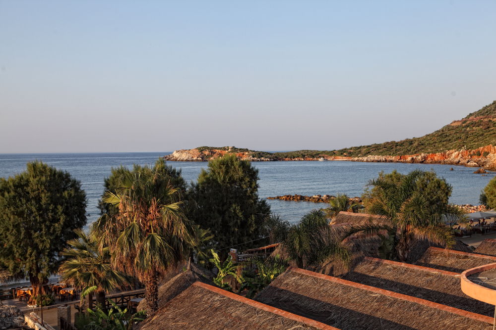 Niriides Beach Hotel Rétino Exterior foto