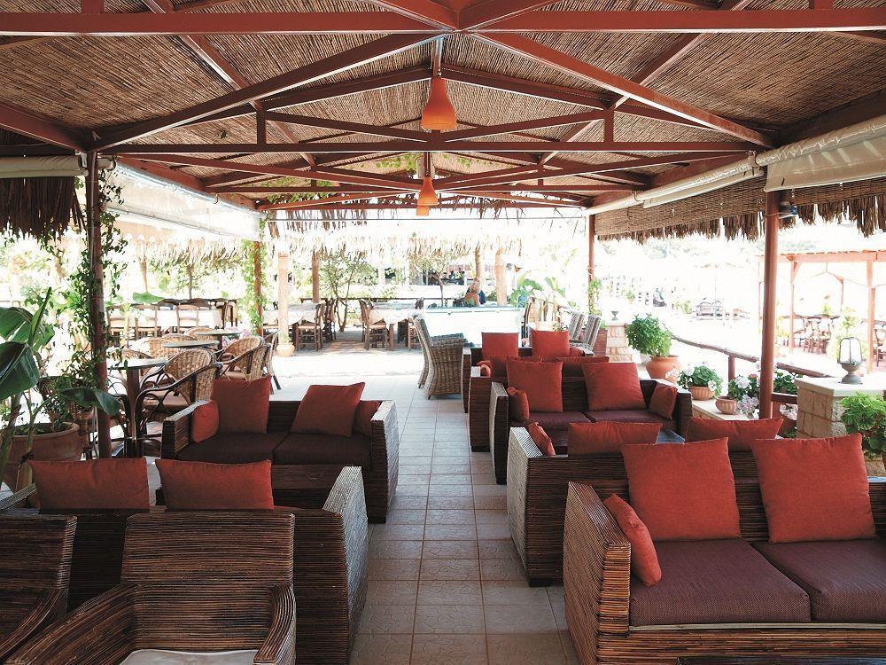 Niriides Beach Hotel Rétino Exterior foto